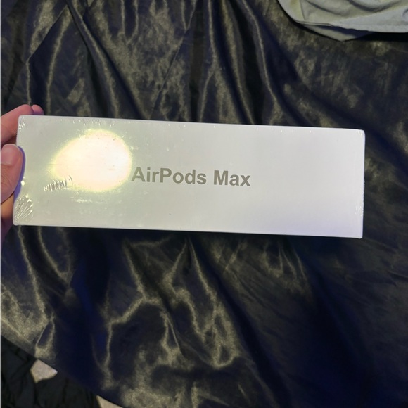 AirPod Max - Picture 5 of 5